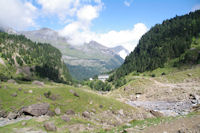 La valle de Gavarnie depuis l_intrieur du Cirque