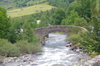 Le Pont de Nadau sur le Gave de Gavarnie