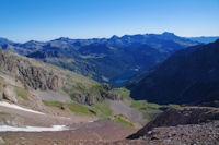 Le vallon d_Estaragne, en bas, le lac d_Oredon