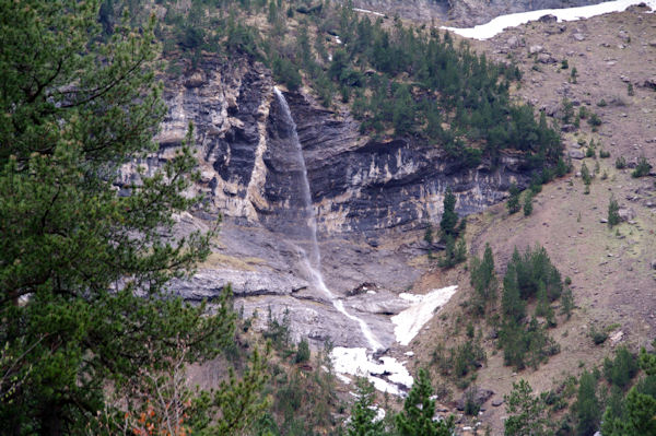 Jolie cascade  Bosquet Long