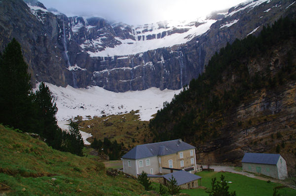 Le Cirque et l_Hotellerie du Cirque de Gavarnie