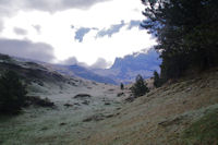 Le Plateau de Pailla, on devine en haut le refuge des Espuguettes