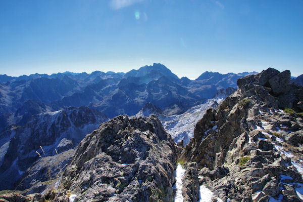 Le Vignemale depuis la crte du Grand Barbat