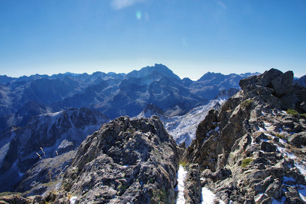 Le Vignemale depuis la crte du Grand Barbat