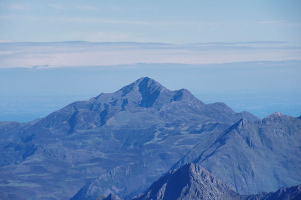 Le Montaigu depuis le Grand Barbat