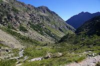 Le vallon du Larribet