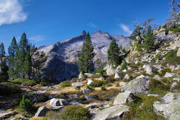 La Crte de Barris d_Aubert, le Ramoungn et le Pic de Nouvielle