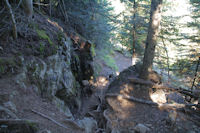 Un petit passage escarpe en montant au Lac de Borderes ou de Bareilles