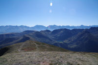 Depuis le Mont Ne, panorama du Cap de Seil de la Baque au Pic d'Aret