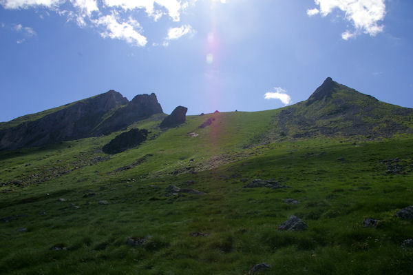 De gauche  droite, Le Pic du Midi d_Arrens, le Pic Arrouy, le Monn et le Pic de Mousqus