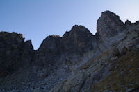 Les crtes de Barris d_Aubert,  droite, le Ramougn