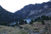 Les Laquettes depuis le barrage du Lac d'Aubert