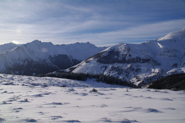 A gauche, le Pic du Midi d_Arens,  droite la Pointe de Surgatte