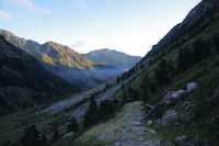 Le chemin montant  la Peyre Saint Martin