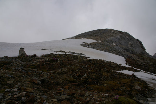 Au deux tiers de la monte au Petit Vignemale