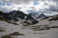 Le refuge de Baysselance depuis la Hourquette d'Ossoue