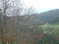 La cabane de Marioulte depuis les flancs du Pic de azes