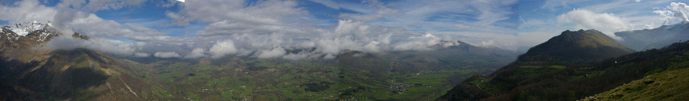 Panorama sur le val d'Azun