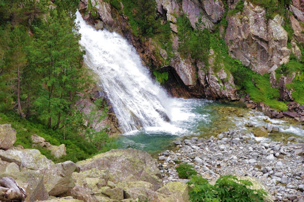 La partie infrieure de la Cascade Esplumouse