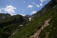 Le vallon de l'Arriougrand, au fond, le Pic de Palada