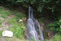 Petite cascade du ruisseau descendant des Balagnas