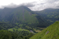 La vallee du Gave d'Arrens depuis les pentes Sud du Pic de Predouset