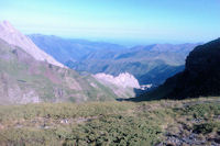 Le vallon du ruisseau de Valentin, en bas, c_est Gourette