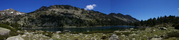 Panoramique sur le lac d'Aumar