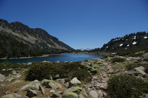 Vue du lac d'Aumar vers le Sud-Est