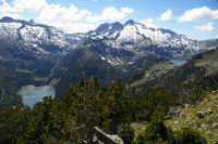 Le lac d'Ordon, les Laquettes, le lac d'Aubert et le lac d'Aumar depuis le Soum de Monpelat