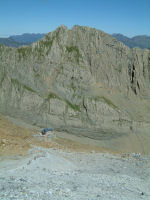 Le Refuge de la Brche de Roland et le Pic des Sarradets