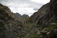 Petit vallon a remonter vers les Lacs de Montferrat