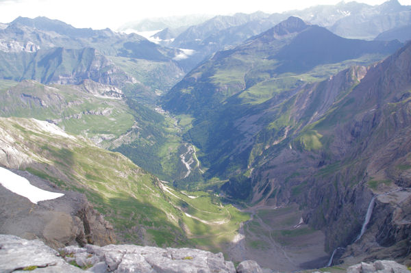 La valle de Gavarnie depuis le haut du Cirque