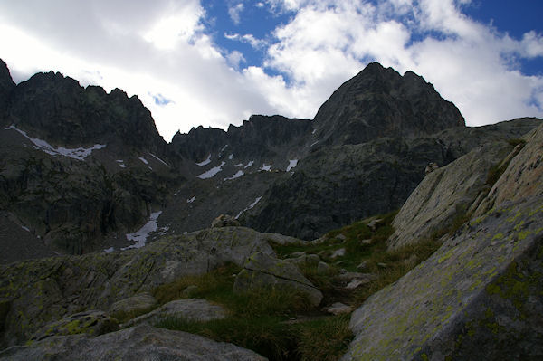 La crte d'Espade, la brche de Chausenque et le Pic de Nouvielle