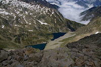 Le Lac de Bugarret et le Lac  Coueyla Det Mey depuis les crtes menant au Turon de Nouvielle