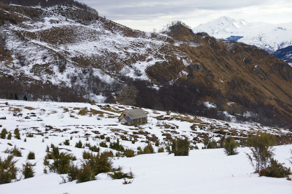 Une grange sous le Pic de Berbeillet