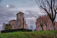 L_glise et l_ancienne abbaye d_Aujols