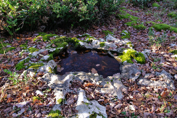 Une petit reservoir vers l_Igue de Mont Fouillous