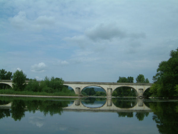 Le Pont de Le Port sur la Dordogne en arrivant  Souillac