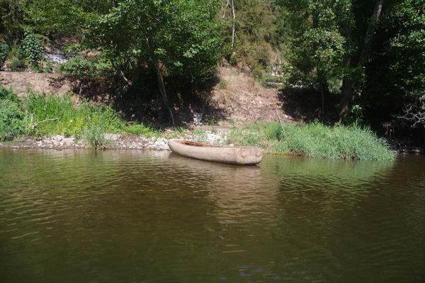 Une barque sur le Cl