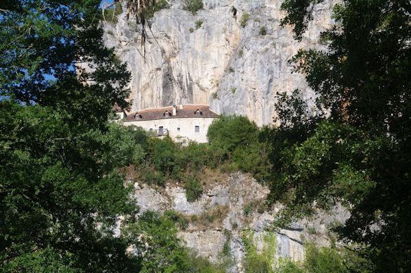 Une maison troglodyte  St Sulpice
