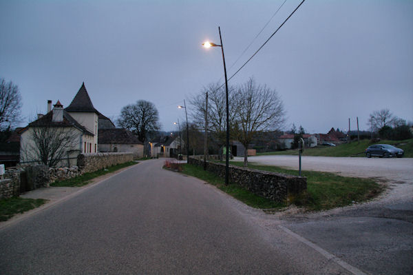 Varaire by night