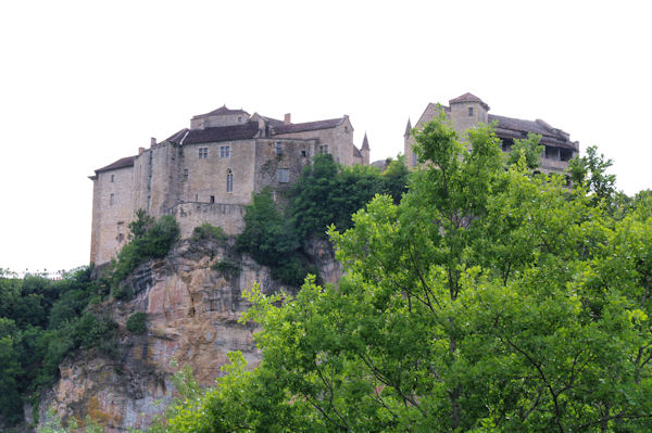 Le chateau de Bruniquel