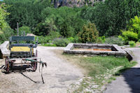 Une calche vers le lavoir de Bruniquel