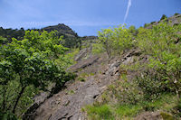 Un sommet au dessus de la valle du Taurou