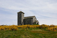 La Chapelle de St Ferreol au milieu des genets