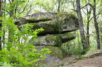 Le Rochers Decales vers Cremaussel