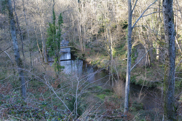 Un moulin le long du Sor