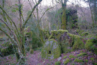 Un autre moulin en ruine dans la vallee de Laussiere