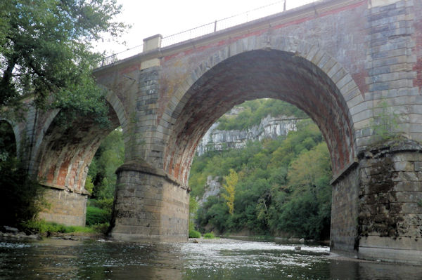 Le Pont routier de Brousses